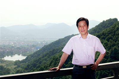 孙云球:南岸生态开发先行者(图)