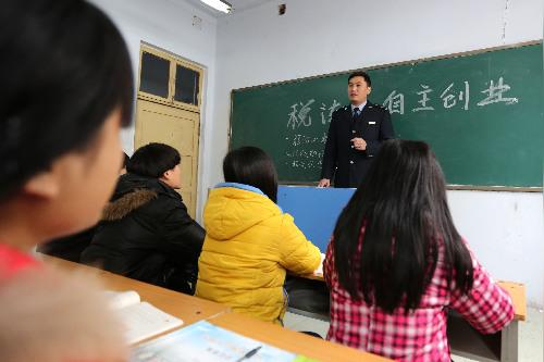 河南安阳:力助大学生自主创业