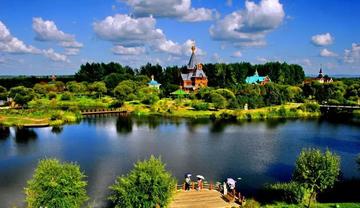 哈尔滨闫家岗荷花湖有几路公交车？