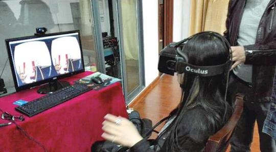 vr直播需要的只是特殊的直播工具和vr眼镜,就可以和主播进行面对面的