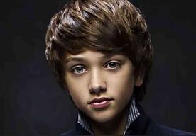 加文·卡萨莱尼奥