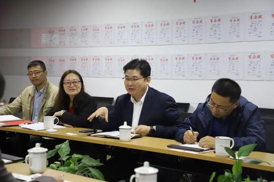 市委组织部领导莅临峰度调研党员创业项目
