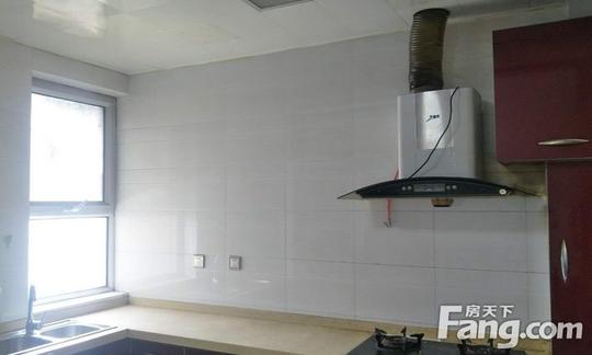 (独有)送全套家具,偏门2室,wushui带地下室,众美融创
