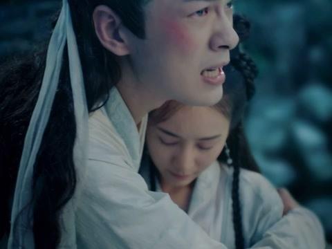 与此同时,东临太子亓凌霄为救回兰若溪,易容成侠医顾西风潜入了南炎.