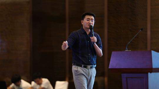 (柏链道捷执行总裁冯录现场演讲)