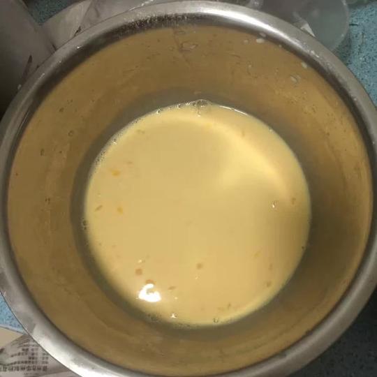 葡式蛋挞每之乐做的葡式蛋挞赞蛋挞皮,牛奶,蛋黄,炼乳,低筋面粉