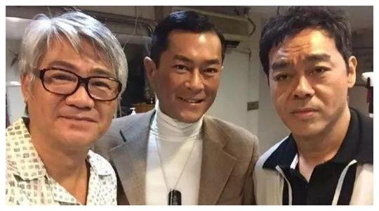他曾出演《古惑仔》走红，因赌博输光家产，后靠做冷门生意发大财
