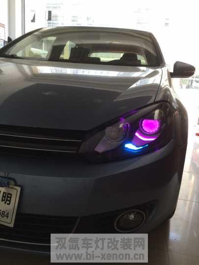 紫色恶魔眼冰蓝色示宽灯先看看原车改装前原车是灯碗的将gti