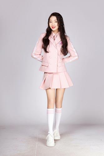 李紫婷粉色短裙制服图片十足的美少女