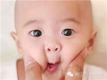 常摸孩子三个地方宝宝更聪明
