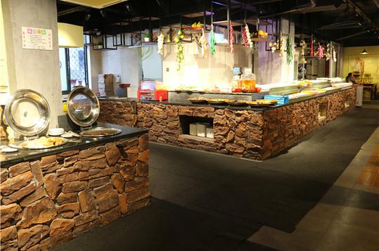 生意火爆还送霸王餐?永康这家自助火锅店老板真会玩