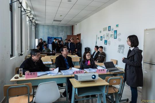机械学院举行2019年大学生创新创业项目遴选答辩会