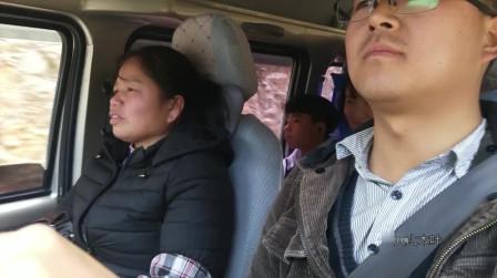 小伙拍三农视频，村妇说出城里挣钱之道，自己也想试一试