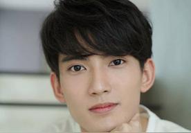 查隆拉·诺山荣