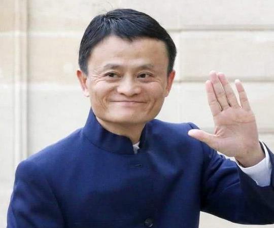 马云20年前创业时的照片,年轻的马云是不是很帅!向大佬致敬!