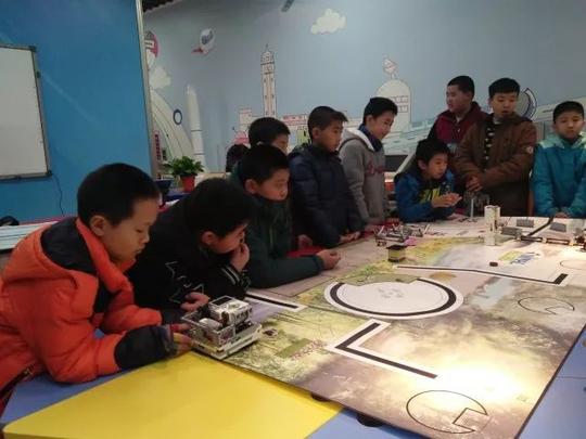 教育正文发展汇聚力量"在创业初期,公司融资最困难的情况下,是