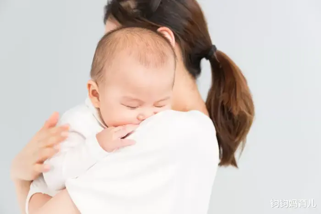 孩子突然频繁喝水可能暗示着什么