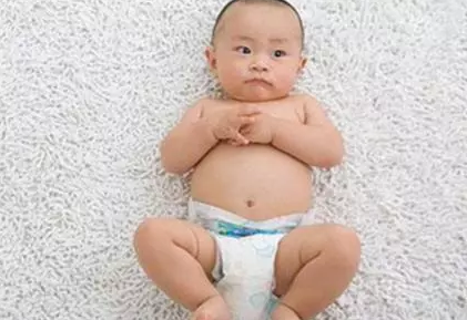 宝宝肚子鼓鼓的是胀气了吗