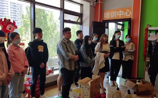 #秦皇岛市首届互联网+直播创业大赛，有志学子踊跃报名参赛!