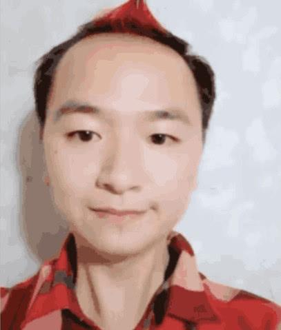 抖音网红陆超录制某节目万年不变的格子衫真好要进