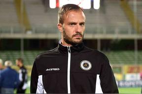 阿尔贝托&middot;吉拉迪诺