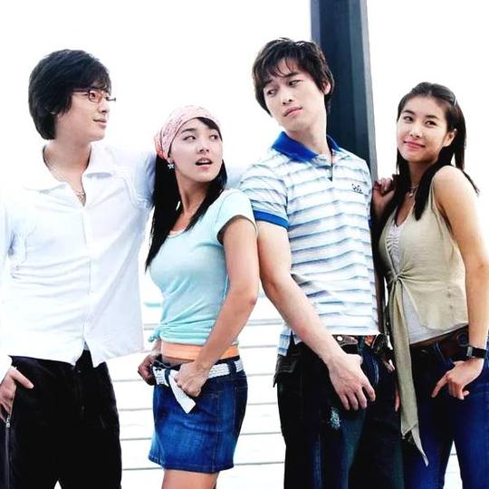 《美妙人生》13年了:他升级当爸,她前男友自杀,她长大