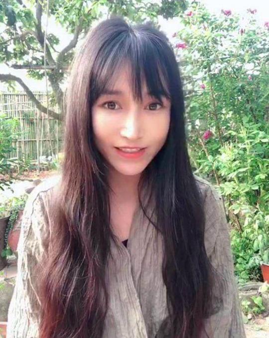李子柒罕见出镜揭秘拍视频和过日子?一年20881条素材
