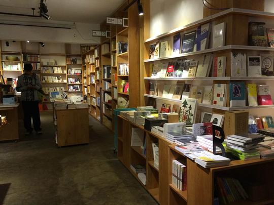 学校旁边适合开什么店(20个适合学校门口的生意)