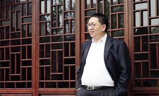 大学教师创业赚上亿欠48亿想跳楼8年还清债务为公司赚百亿