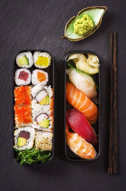美食今晚请大家吃日本料理吧