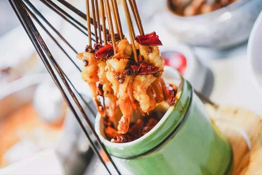 在国内美食市场里面轰动性很大,是非常理想的创业项目.