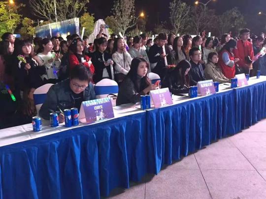 还有合肥故事广播晚间音乐情感节目《听说》的节目主持人飞儿,合肥