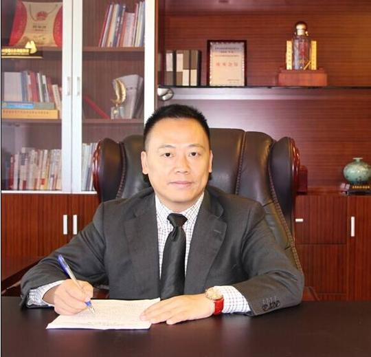 教育正文何凯普瑞控股集团董事长中共党员,西南政法大学法学