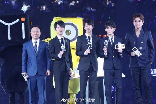 入职一下科技任tfotfboys任tfo现场入职视频完整版极光下载站