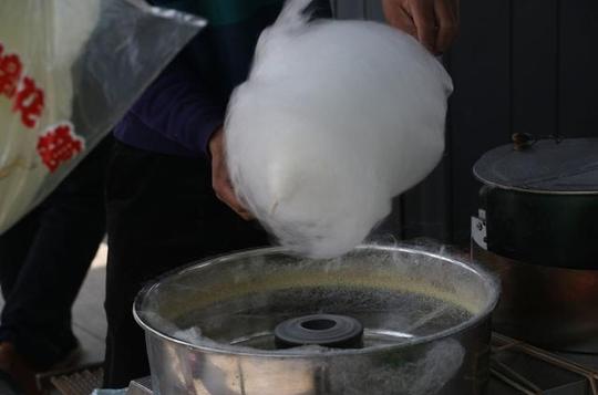 一天下来可以卖很多,这样的生意适合农村人创业,不比种地和打工差.