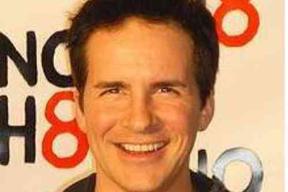 哈尔·斯帕克斯