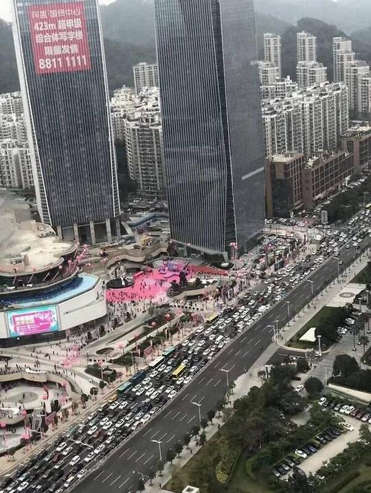 东莞又一座新地标诞生,民盈国贸城开业三天客流量超
