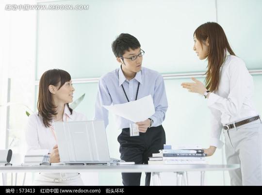 免费素材图片素材商务金融现代商务洽谈工作的男女请您分享