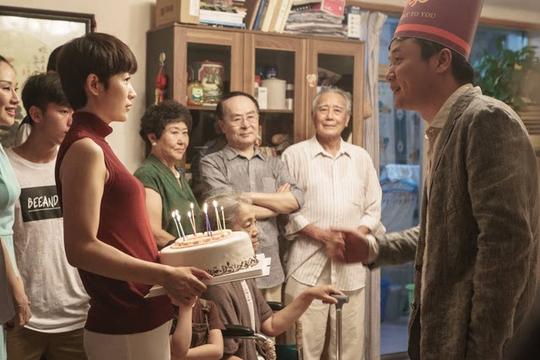 此外,她将和黄轩再度合作,出演电视剧《创业时代》,发出大众创业万众
