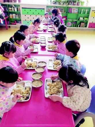 过敏体质宝宝需要推迟上幼儿园吗
