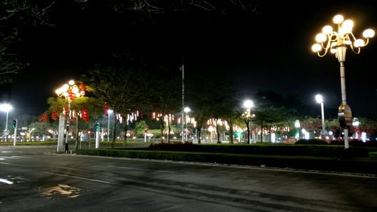 新春街道夜景