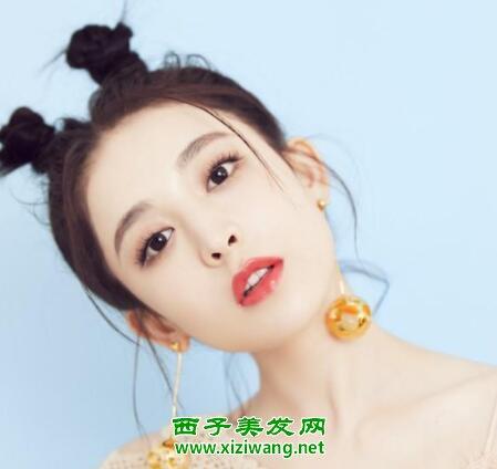 双爱心丸子头