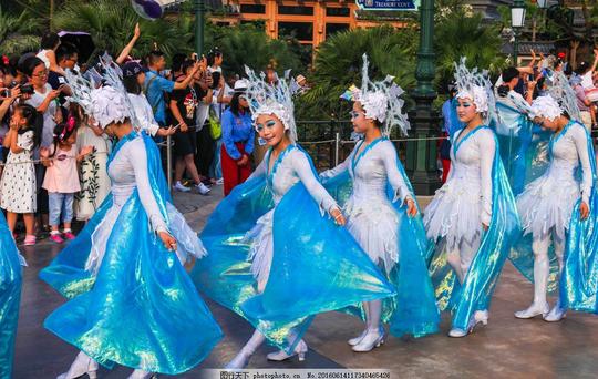 上海迪士尼乐园游乐场游行狂欢经典卡通人物旅游风光摄影