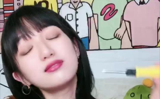 卤蛋小队长和甜面酱大人的搞笑魔性短视频合集