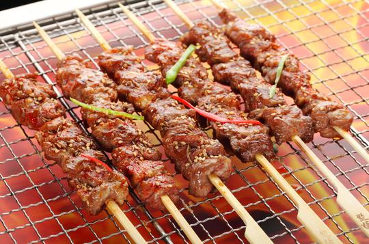 蓝小雨烧烤餐饮创业案例