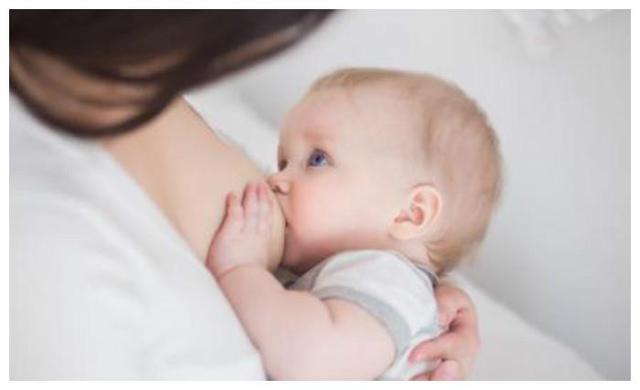 宝宝喜欢咬奶头怎么办