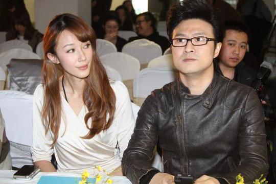 星热点:汪峰的感情经历汪峰的前任女友和老婆揭秘