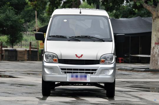 都夸五菱之光面包车好，车主创业初期买了一辆，说说真实体验