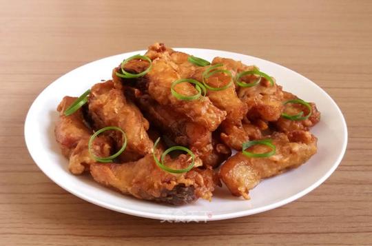 香酥炸鱼块的(图示图解)手工做法-69农村创业网