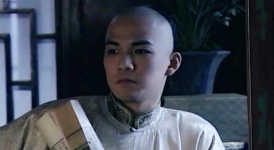 纳兰容若的痛苦，不只关乎情爱，这3首词别错过，读完更懂他!